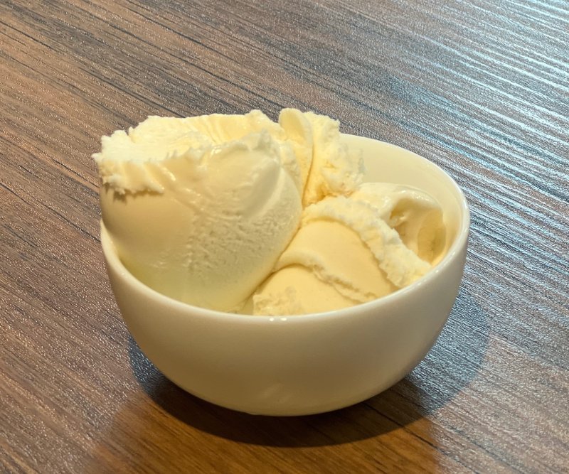 بستنی وانیلی