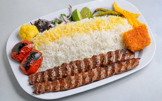 چلو کباب کوبیده