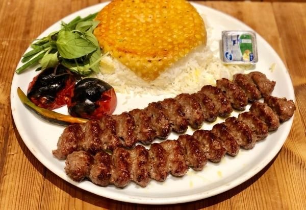 چلو کباب کوبیده مخصوص